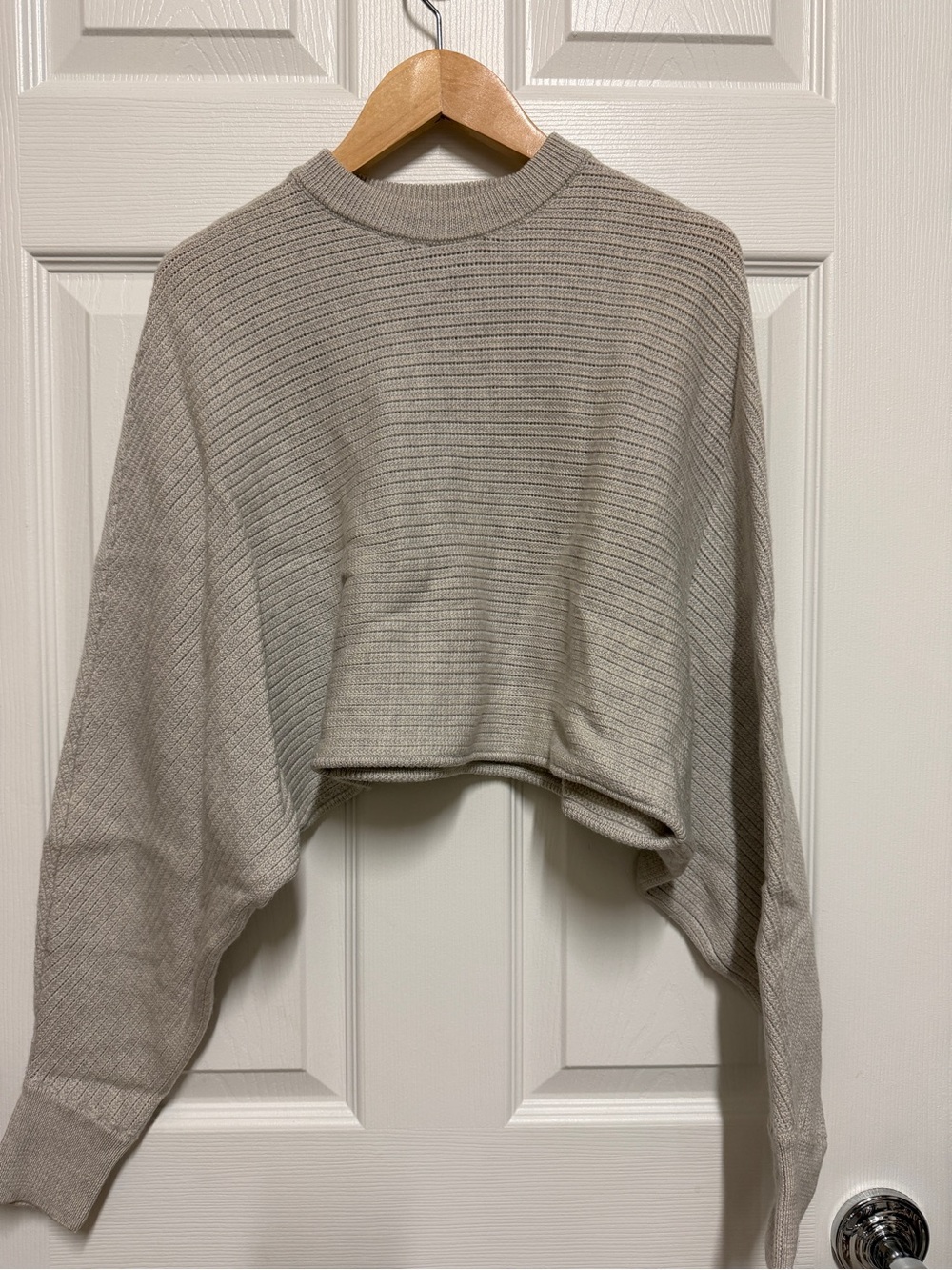 Aritzia - Wilfred Brand Cropped Ribbed Crewneck Sweater in Light Taupe